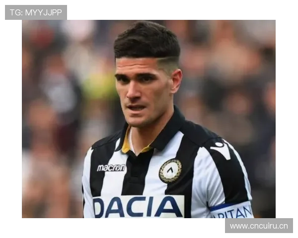 孔蒂三后卫体系近期表现稳健，战术执行力持续提升