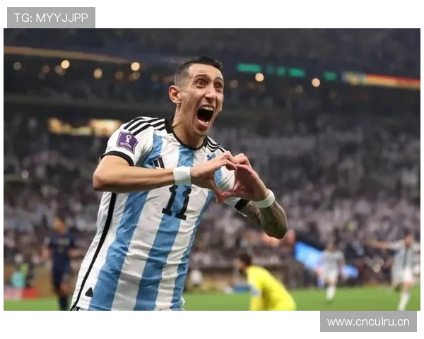 迪马利亚在穆里尼奥体系中的边路爆点角色解析 迪马利亚在穆里尼奥体系中的边路爆点角色解析