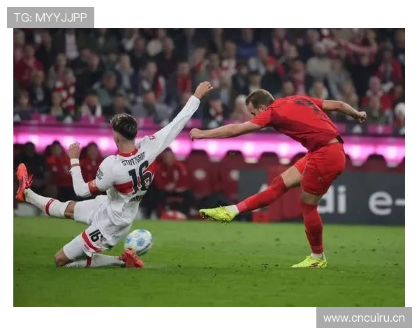 拜仁慕尼黑欧冠淘汰赛频繁失控，稳定性面临考验