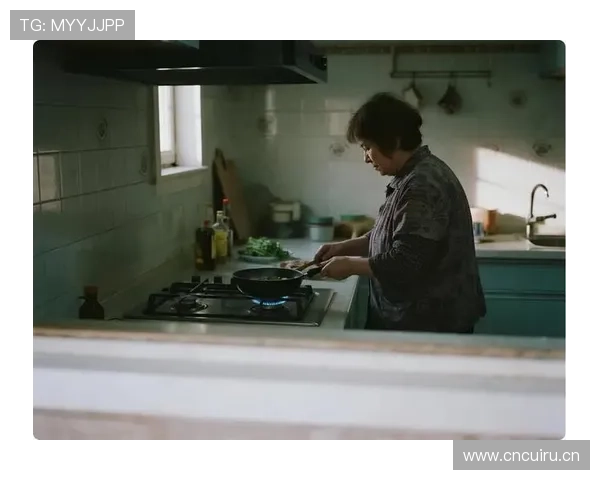 庞伟家到底哪来的厨师？这身材跟隔壁大妈差太多了吧！